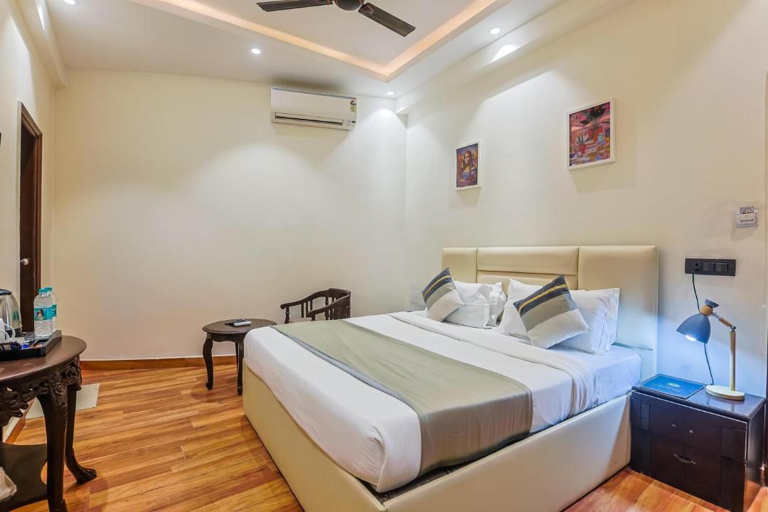 Photo of Bedroom in Kailash Colony