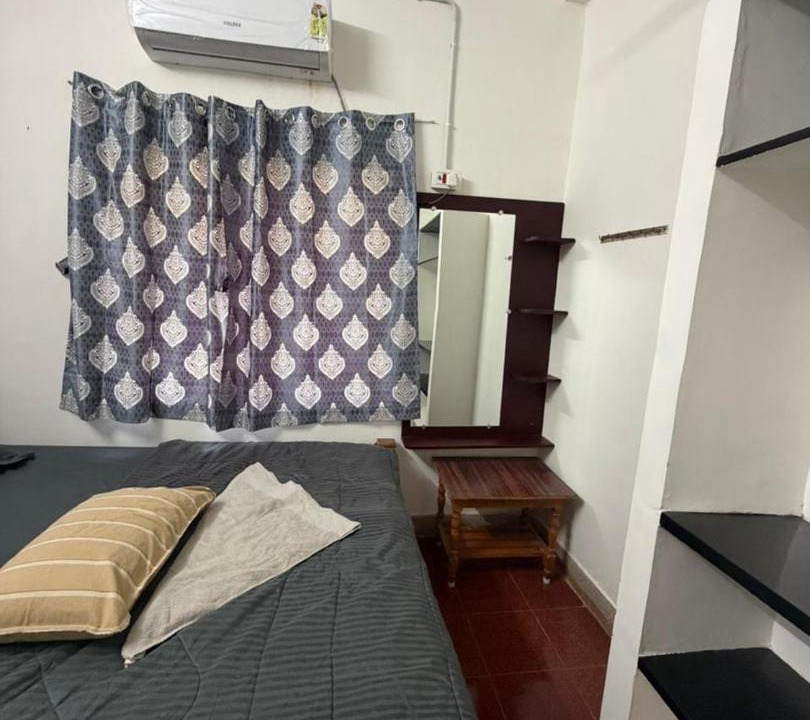 Photo of Bedroom in Courtallam