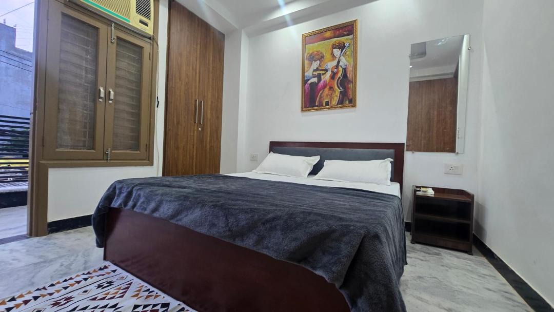 Photo of Bedroom in Sainik Farm