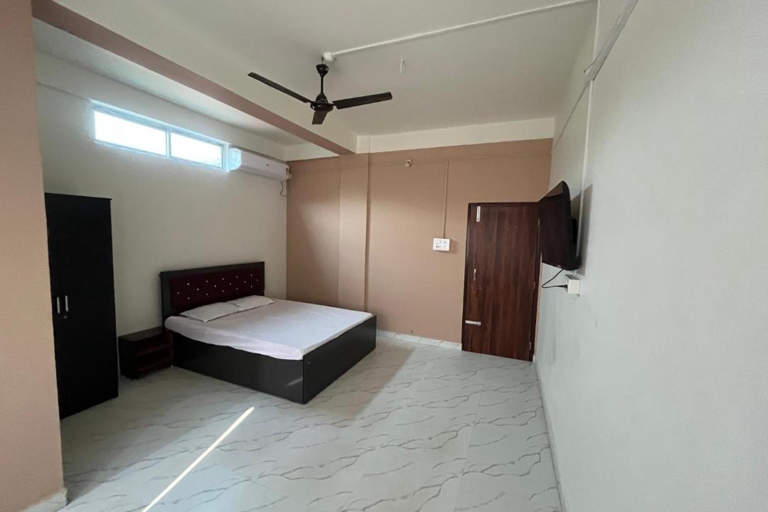 Photo of Bedroom in Sualkuchi