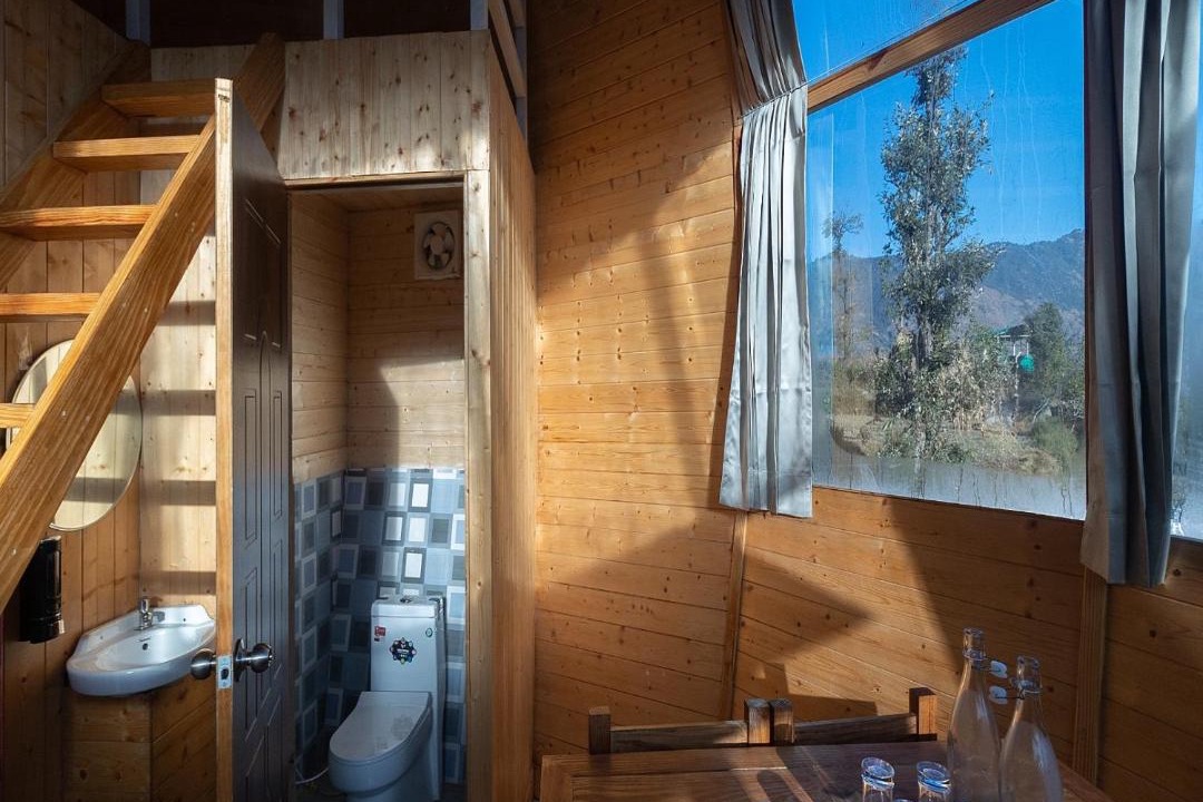 Photo of Bathroom in Dugalbitta