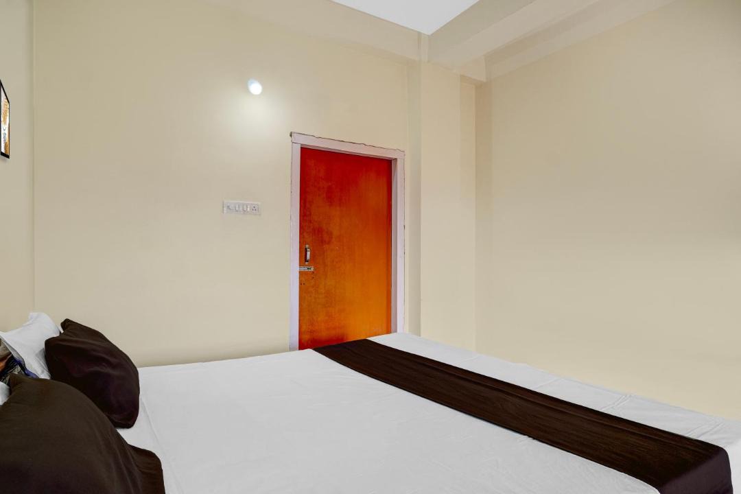 Photo of Bedroom in Sualkuchi