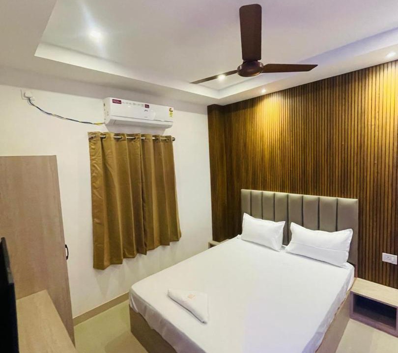 Photo of Bedroom in Sualkuchi