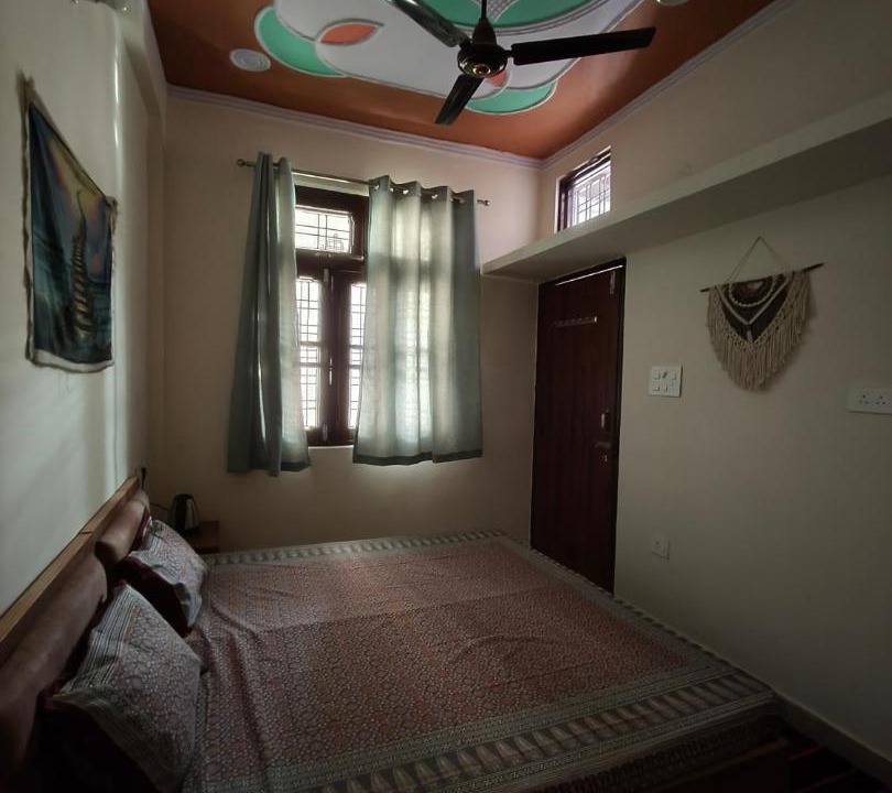 Photo of Bedroom in Tapovan