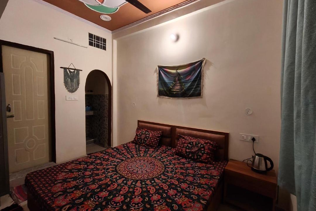 Photo of Bedroom in Tapovan