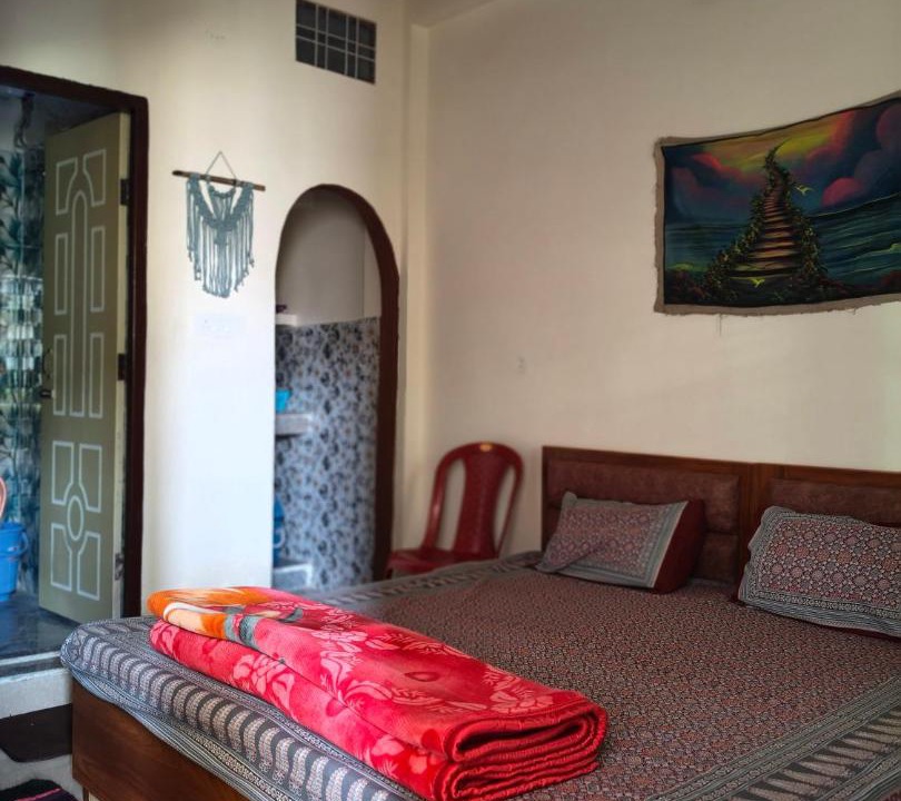 Photo of Bedroom in Tapovan