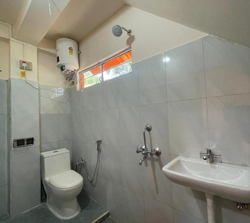 Photo of Bathroom in Laitmawsiang