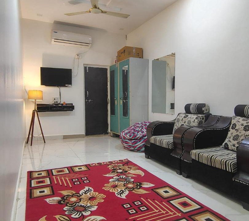 Photo of Livingroom in Tuljapur