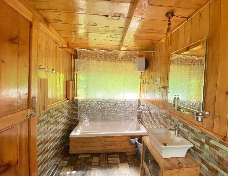 Photo of Bathroom in Banjar
