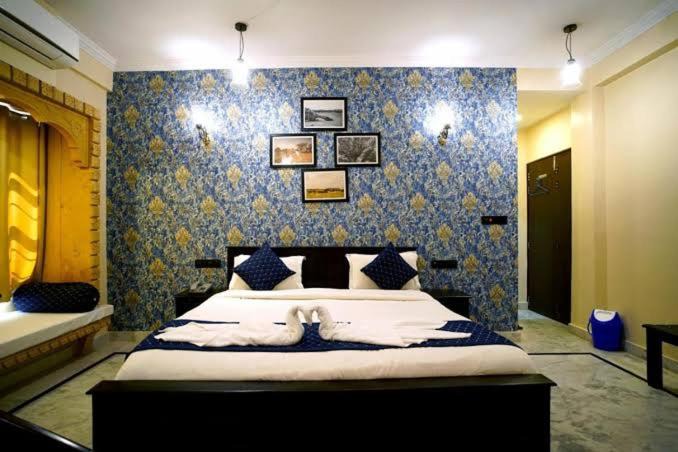 Photo of Bedroom in Amar Sagar Pol