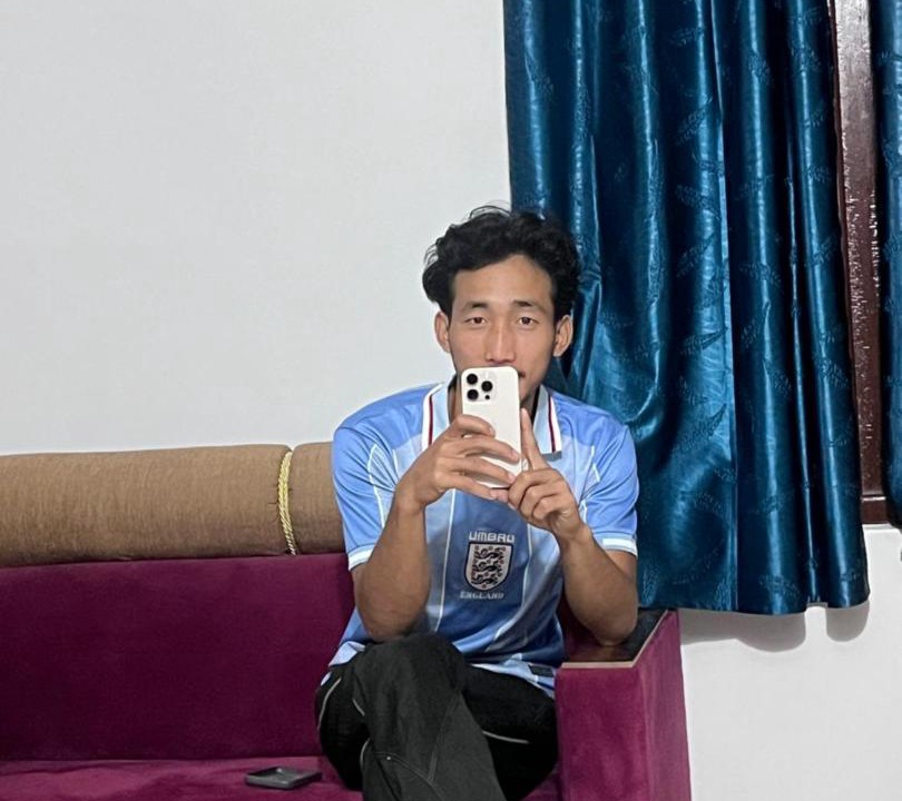 Photo of Others in Mon