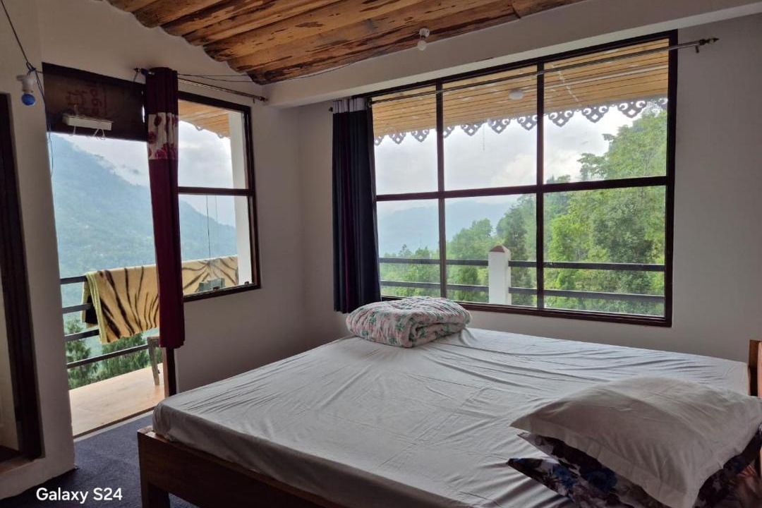 Photo of Bedroom in Rishop