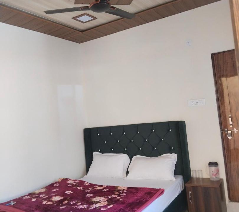 Photo of Bedroom in Rajgarhi