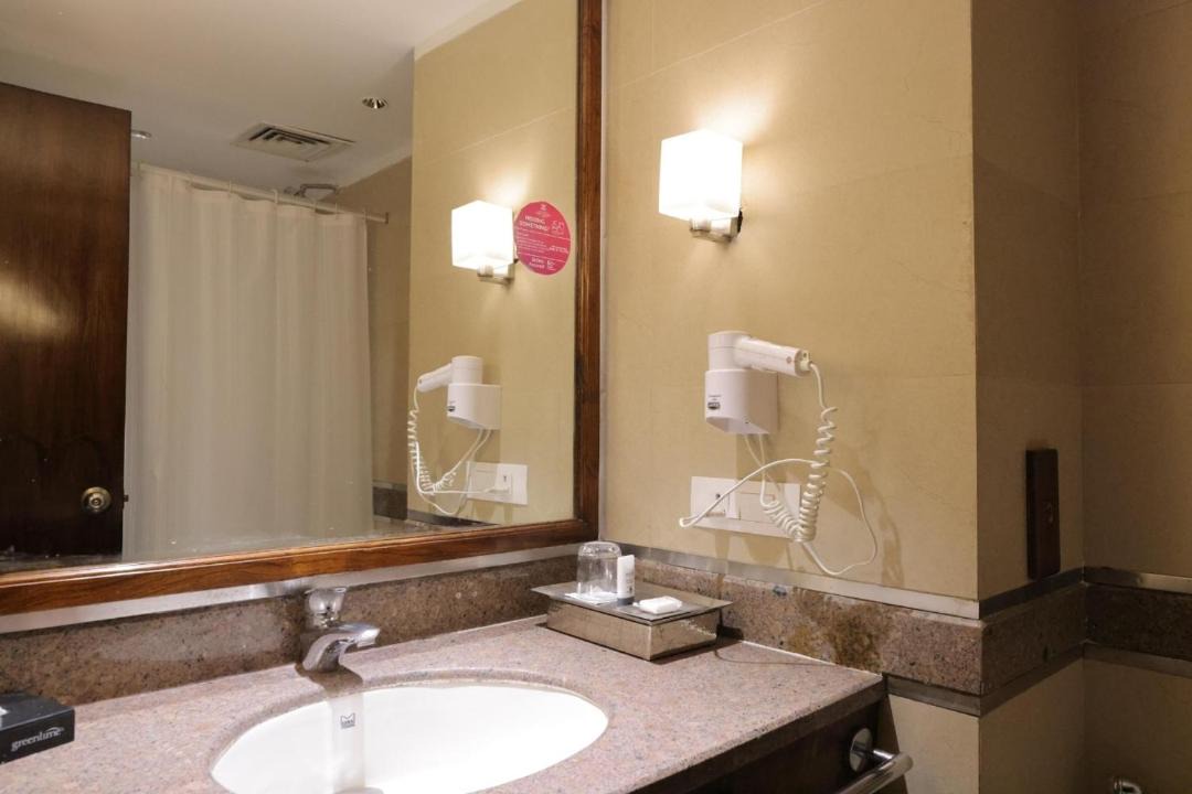 Photo of Bathroom in The Mall Road