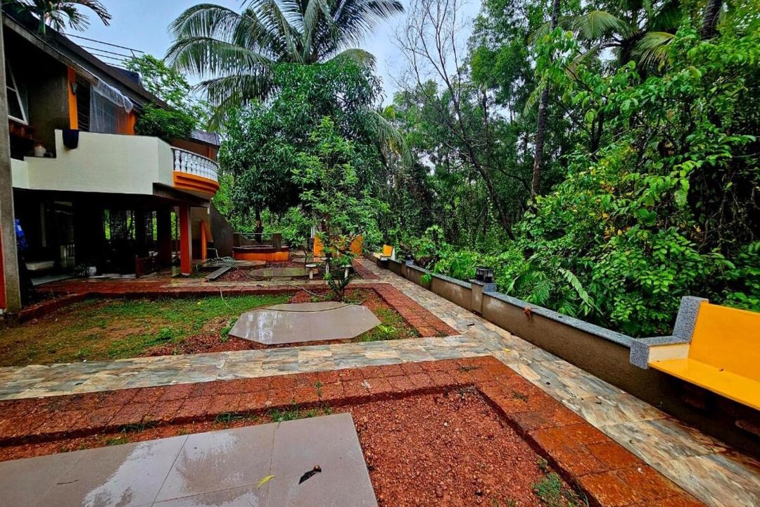 Photo of Others in Patnem