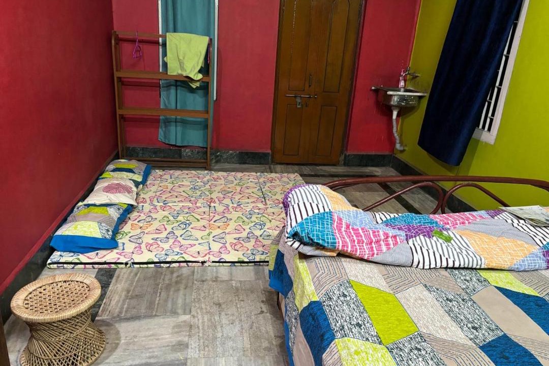 Photo of Bedroom in Sualkuchi