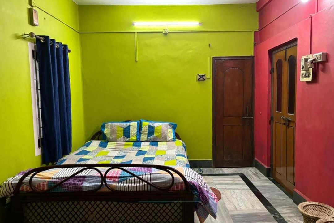 Photo of Bedroom in Sualkuchi
