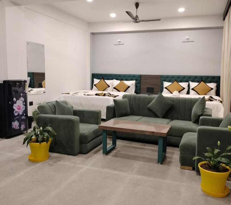 Photo of Livingroom in Police Bazar