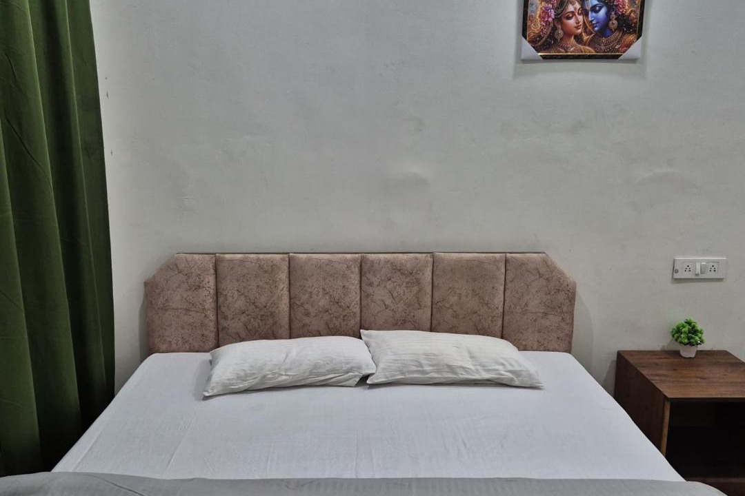 Photo of Bedroom in Guptkashi