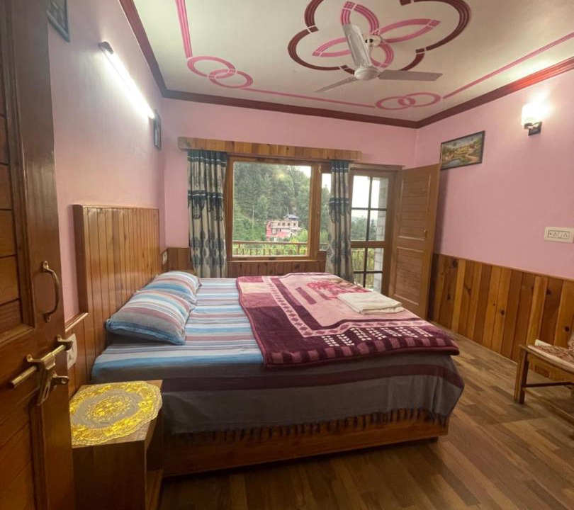Photo of Bedroom in Manali