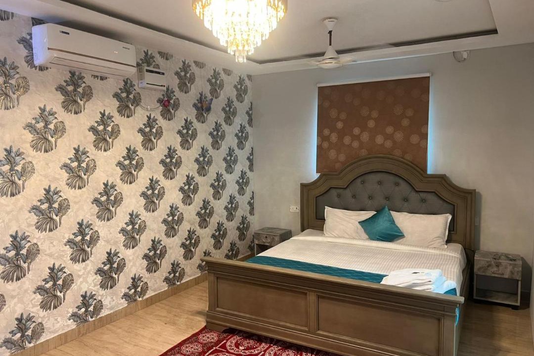 Photo of Bedroom in Covelong