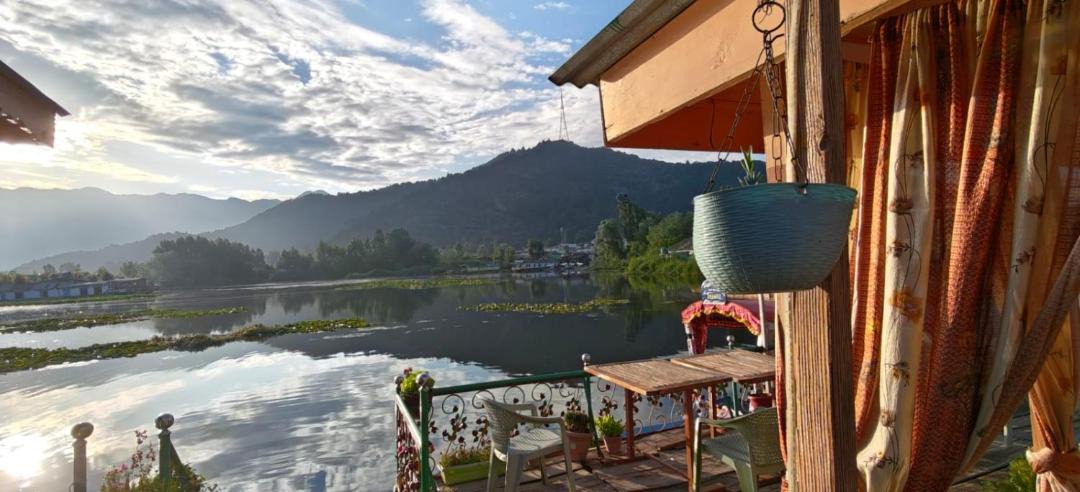 Photo of Others in Dal Lake