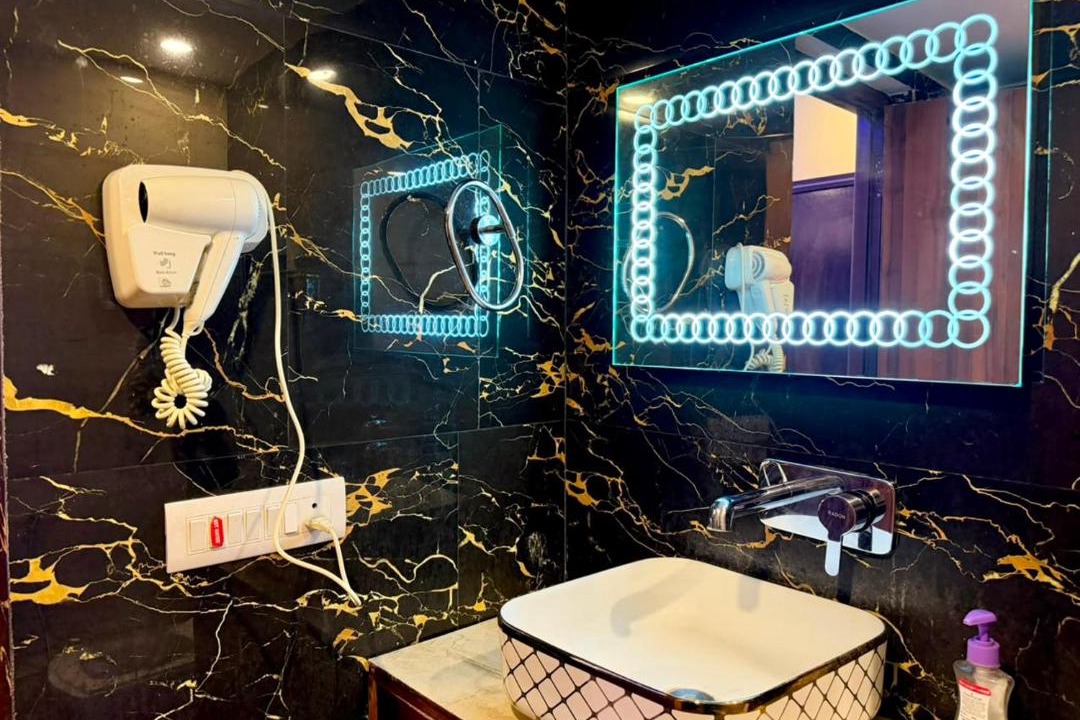 Photo of Bathroom in Tapovan