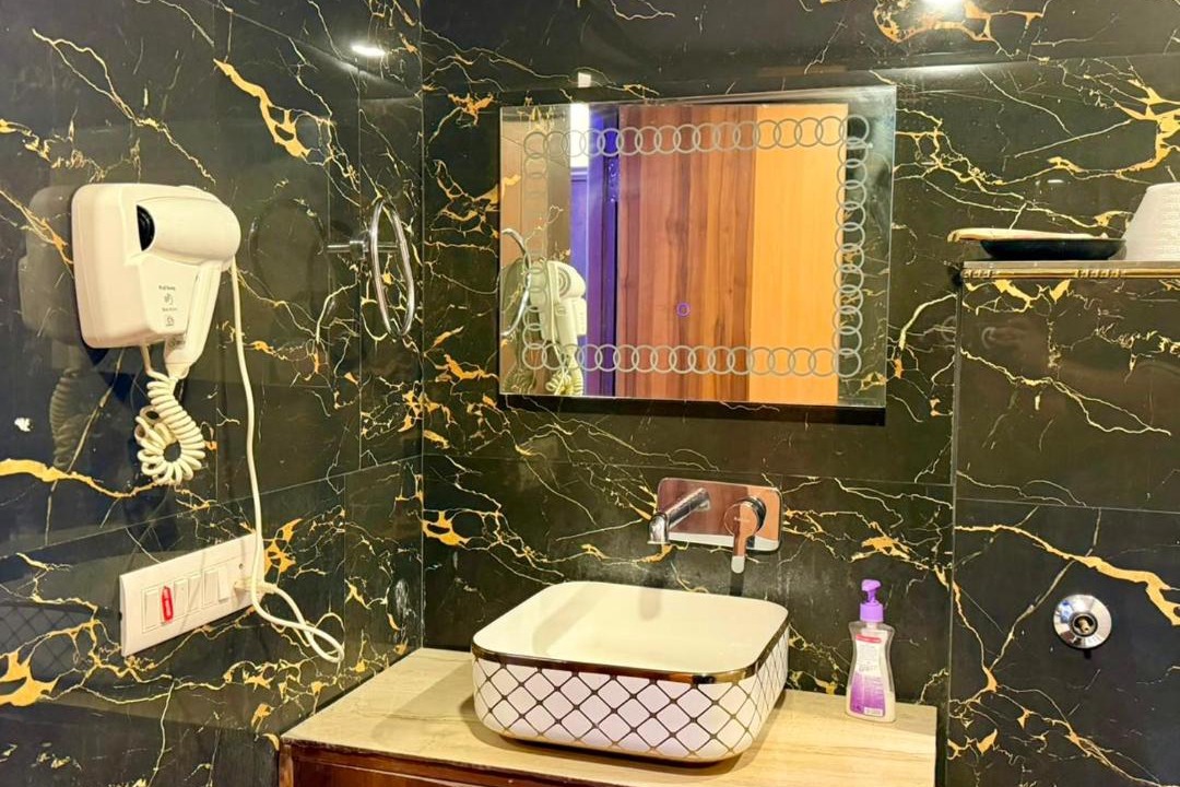Photo of Bathroom in Tapovan