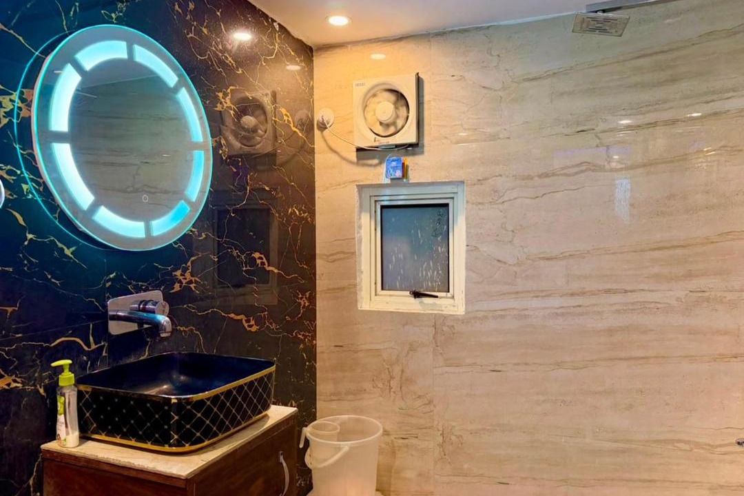 Photo of Bathroom in Tapovan