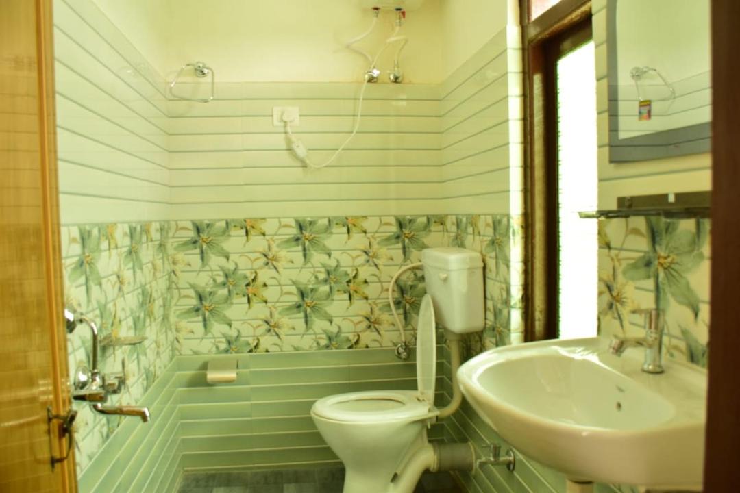 Photo of Bathroom in Lava
