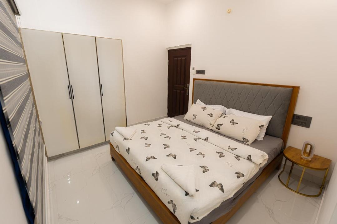 Photo of Bedroom in Thiruvananthapuram