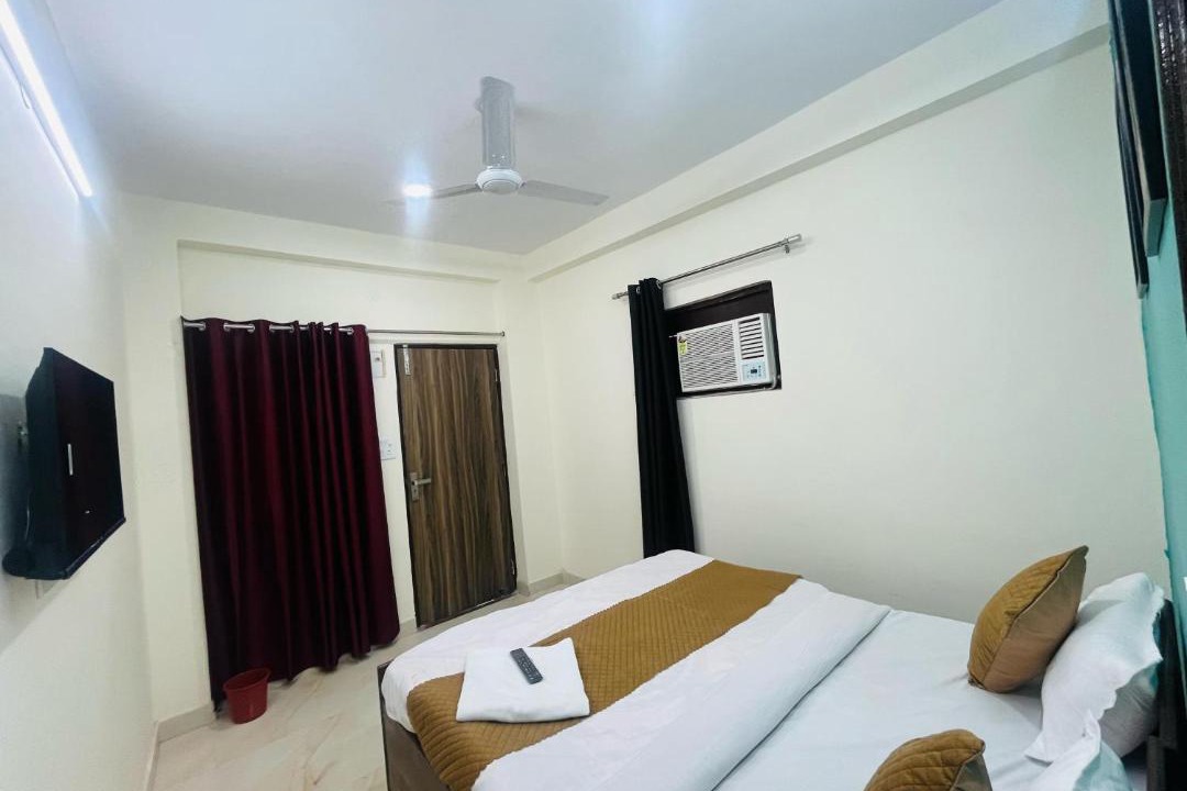 Photo of Bedroom in Sainik Farm