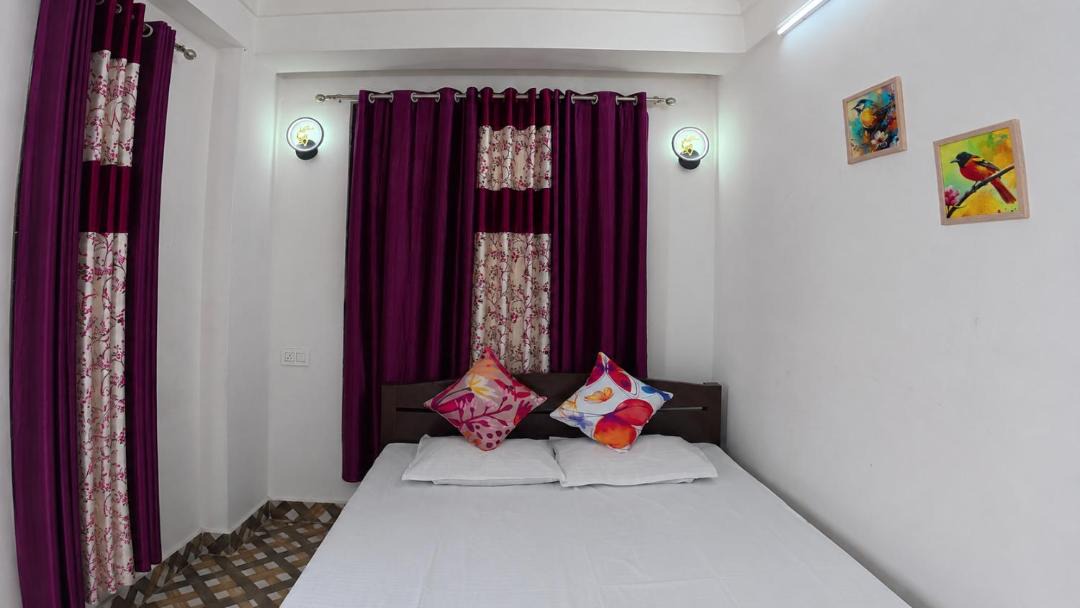 Photo of Bedroom in Rishop