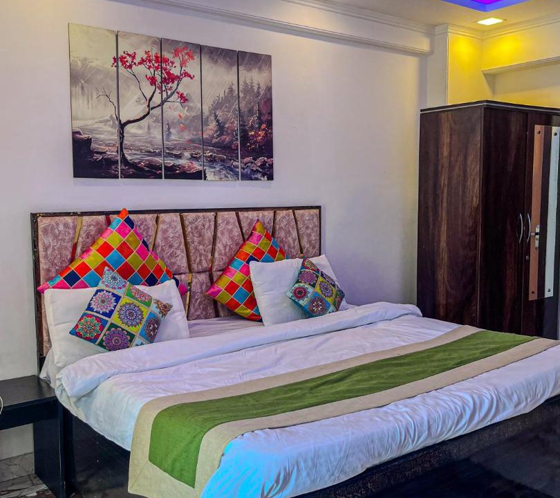 Photo of Bedroom in Tapovan