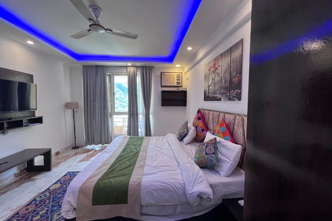 Photo of Bedroom in Tapovan