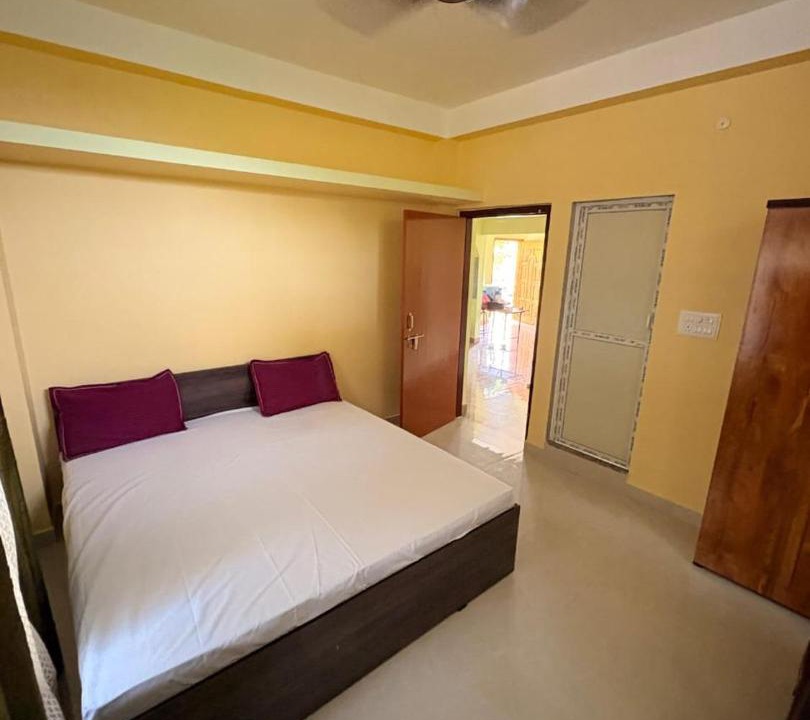 Photo of Bedroom in Sualkuchi