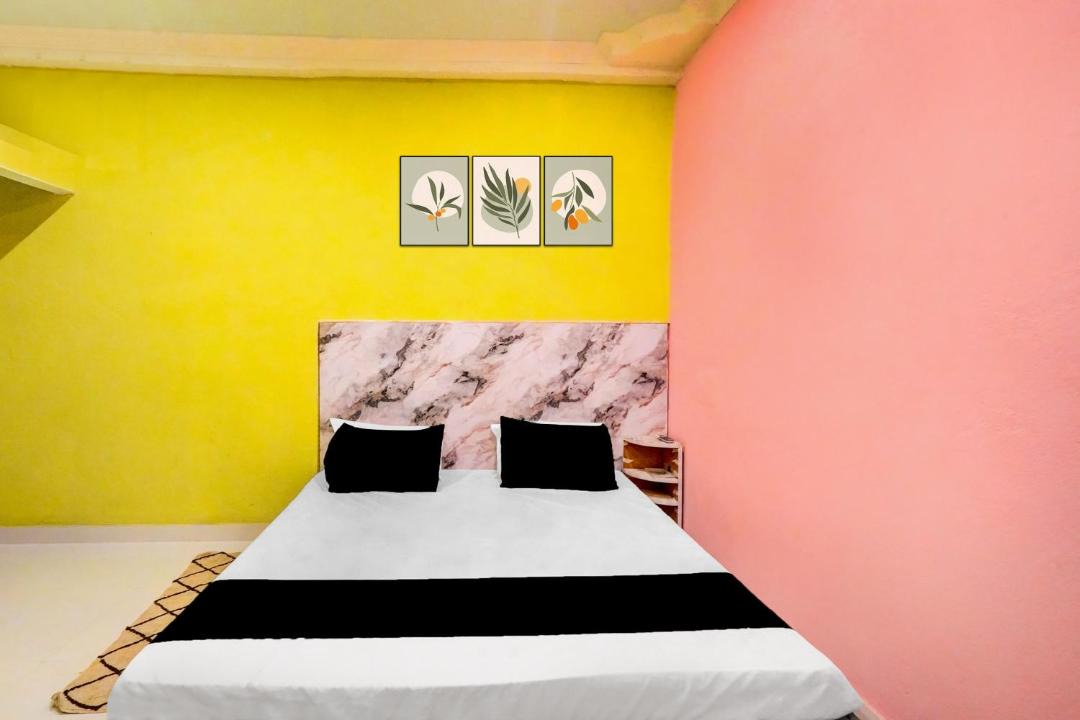 Photo of Bedroom in Anandapur