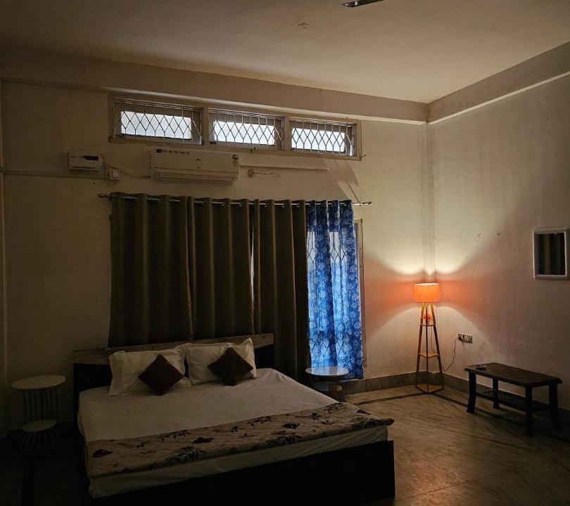 Photo of Bedroom in Sualkuchi