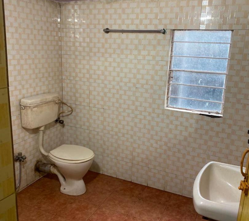 Photo of Bathroom in Sualkuchi