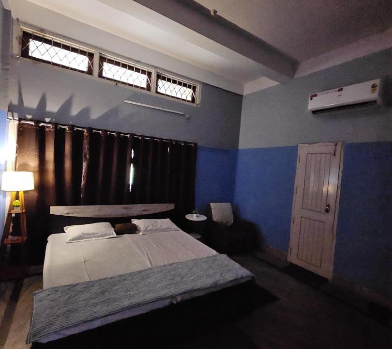 Photo of Bedroom in Sualkuchi