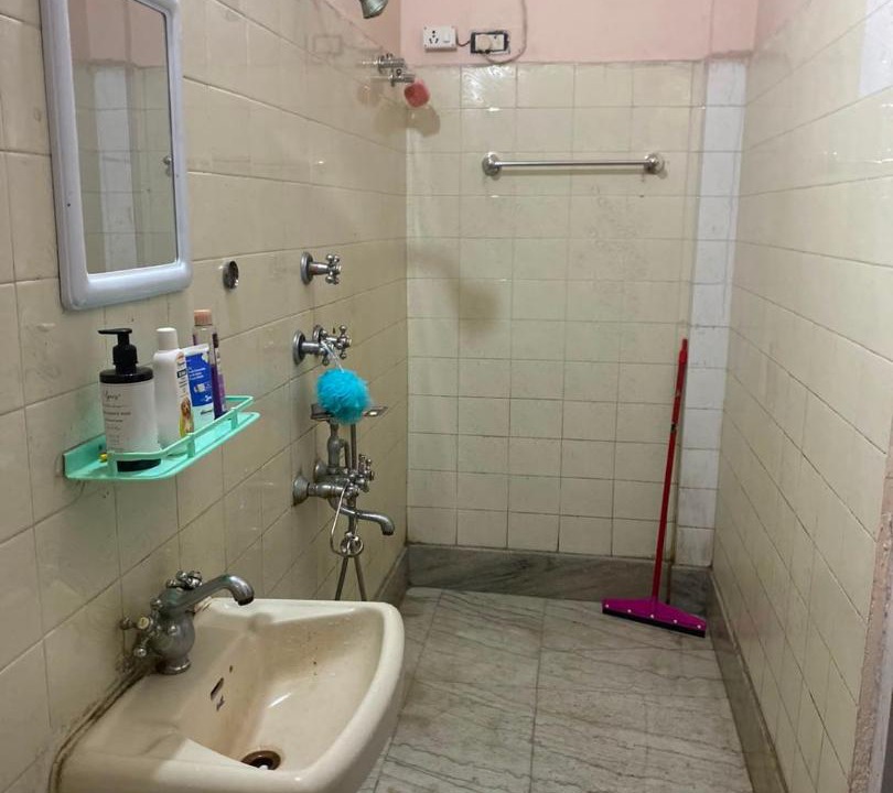 Photo of Bathroom in Sualkuchi