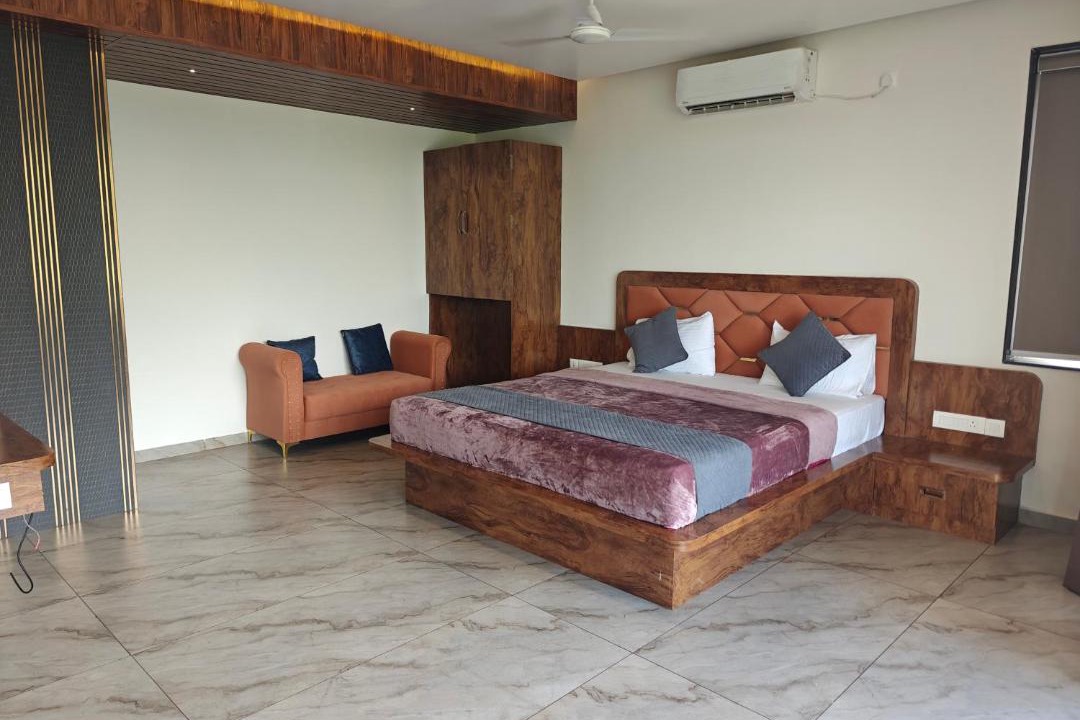 Photo of Bedroom in Panhala
