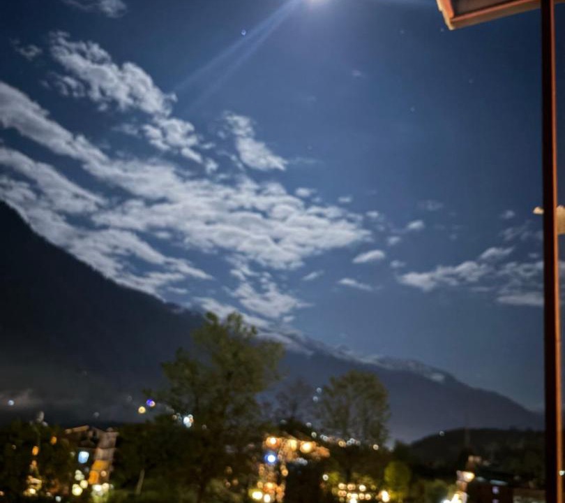 Photo of Others in Old Manali