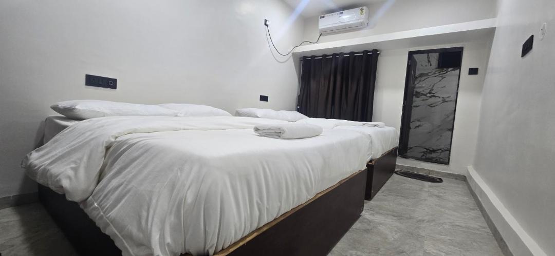Photo of Bedroom in Tuljapur