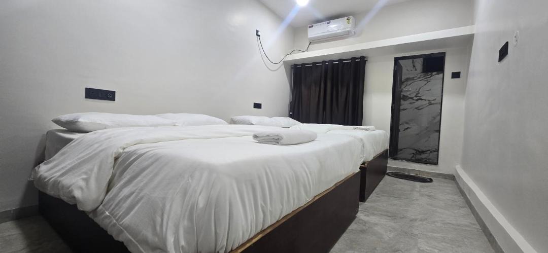 Photo of Bedroom in Tuljapur