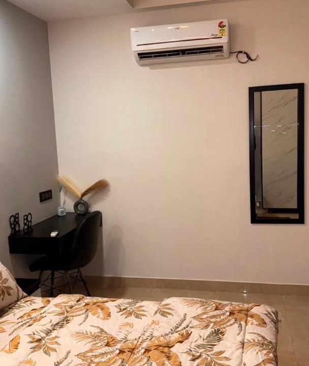 Photo of Bedroom in DLF Phase 3