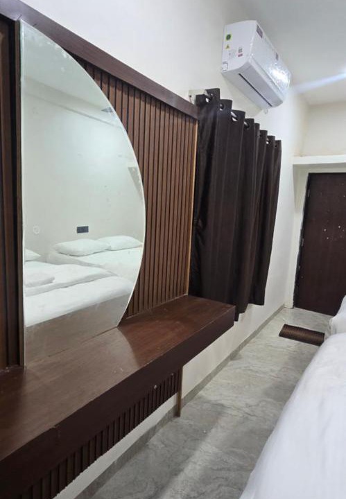 Photo of Bedroom in Tuljapur