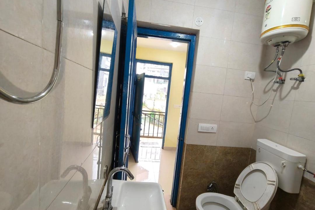 Photo of Bathroom in Bhagsu Nag