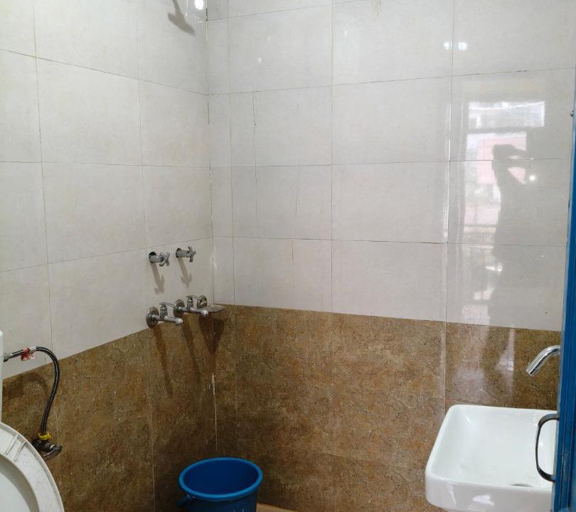 Photo of Bathroom in Bhagsu Nag