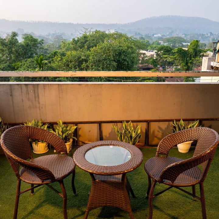 Photo of Patio Balcony in Sualkuchi